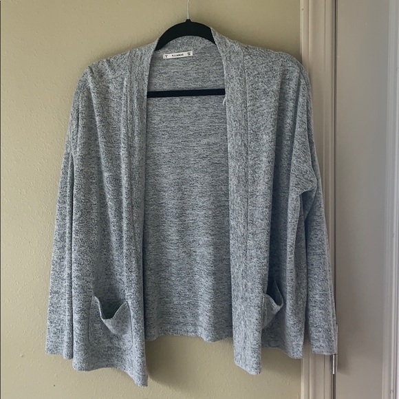 3 cardigans - Picture 2 of 4